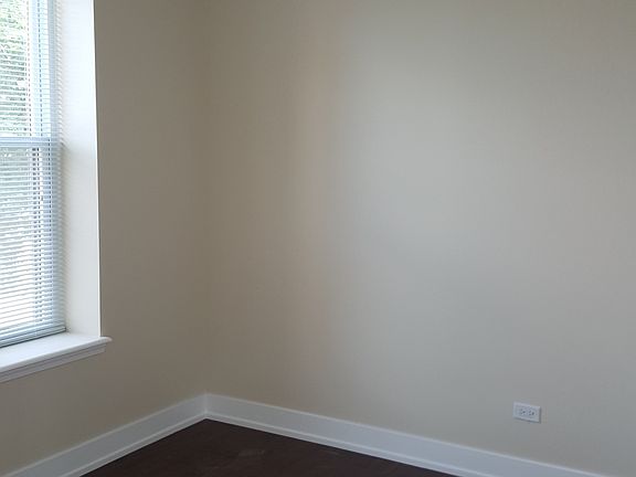 3rd image of 4459 W Lawrence Ave #2