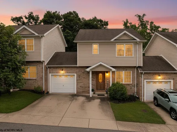 320 Villa View Dr, Morgantown, WV 26505
