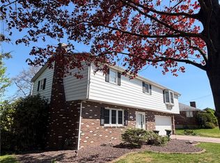 101 Kemar Dr, Butler, PA 16002