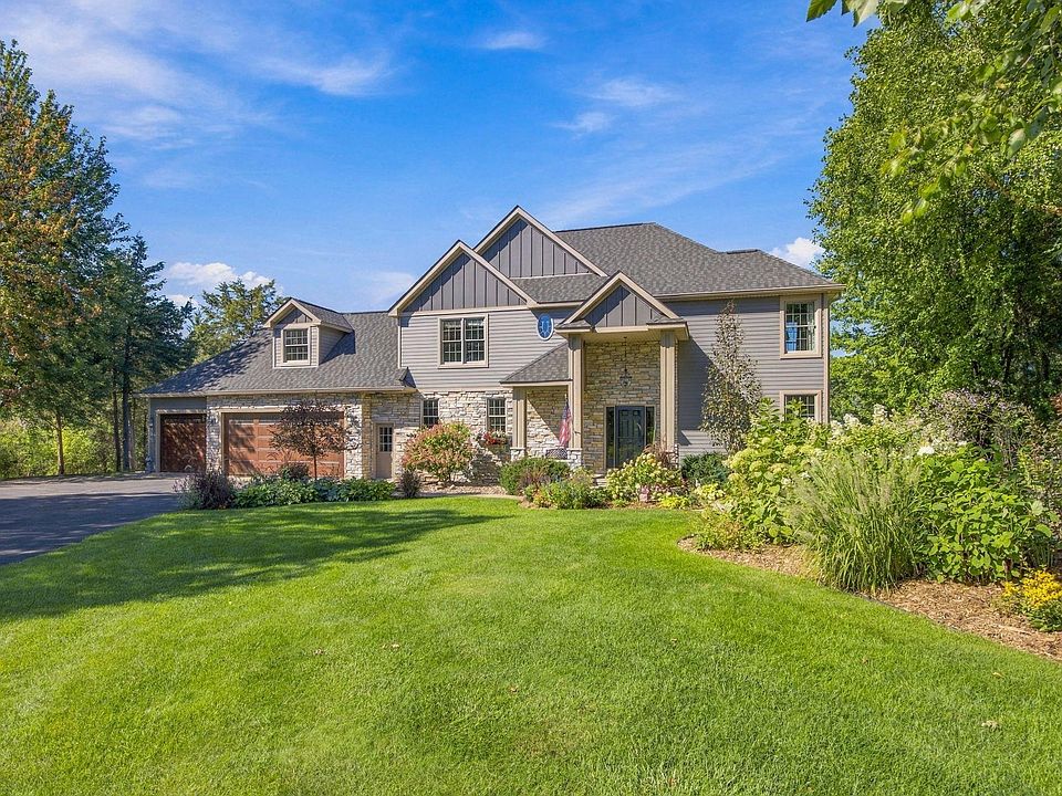 1st image of 713 Crosby Dr