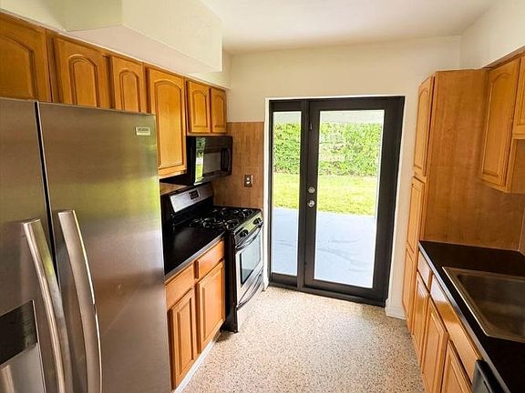 2nd image of 4361 SW 97th Ct