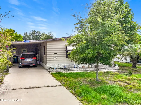 7386 Highpoint Blvd, Brooksville, FL 34613