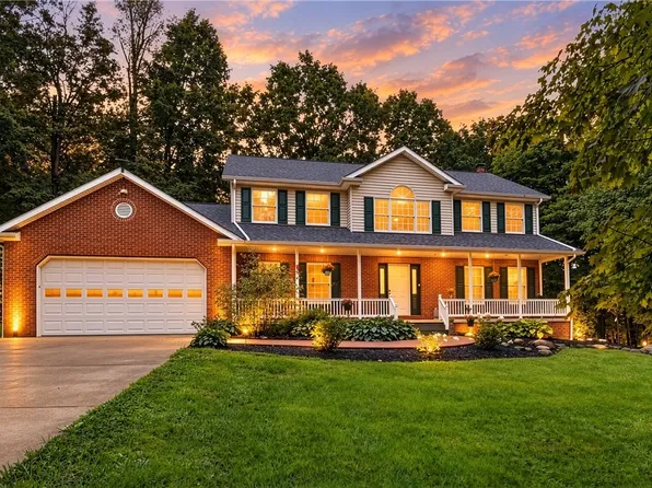 8963 Kettering Rd, East Rochester, OH 44625