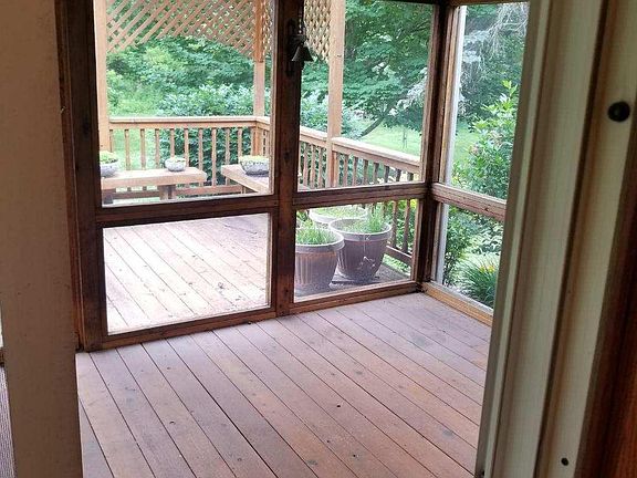 sun room from dinette