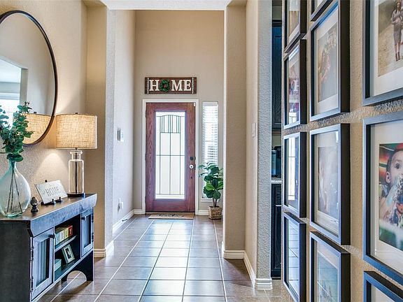 4th image of 5711 Mountain Hollow Dr