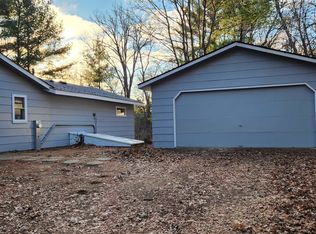2922 14th Ct, Wisconsin Dells, WI 53965