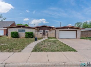 214 Texas Dr, Portales, NM 88130