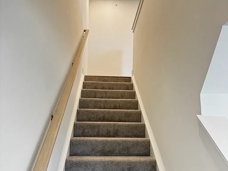 425 Ramsgate Rd — Photo 12