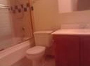214 S Leavitt St #1, Chicago, IL 60612