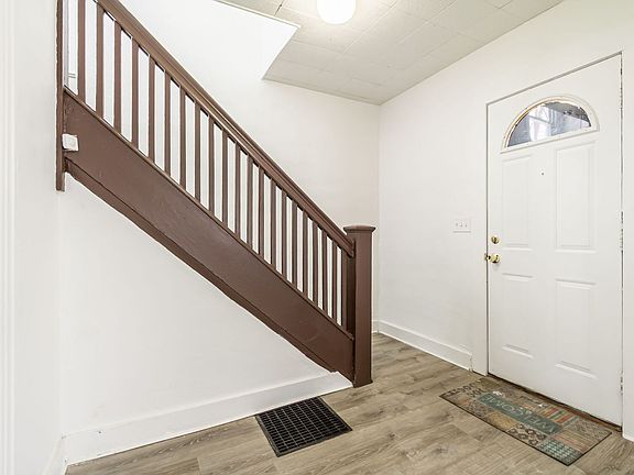 2nd image of 171 Mohawk St