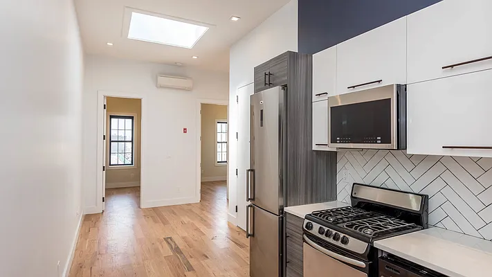 Rented by Nooklyn NYC LLC | media 1