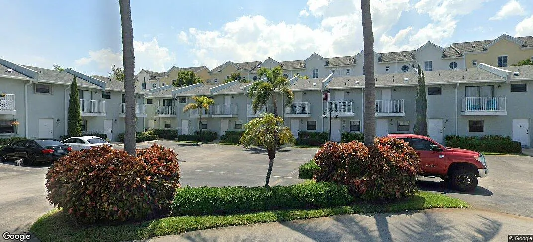 1 bed, 1.5 bath, 840 sqft, $1,650 — Photo 3