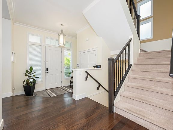 3rd image of 16148 28a Ave