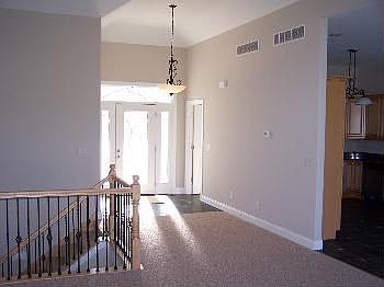 3rd image of 257 Galahad Ln