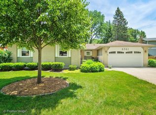 6561 Fairmount Ave, Downers Grove, IL 60516