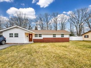 33 Kevin Rd, Brockton, MA 02302