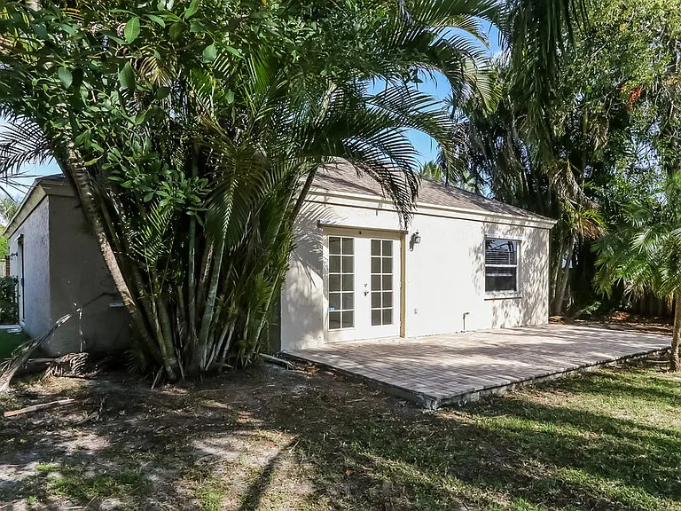 5537 Pebble Brook Ln — Photo 13