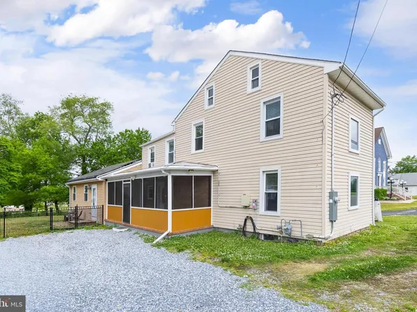 242 N Main St, Mullica Hill, NJ 08062