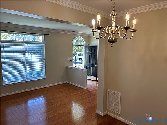 5th image of 1307 Village Views Dr
