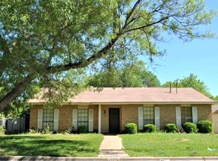 5105 Ragan Dr, The Colony, TX 75056