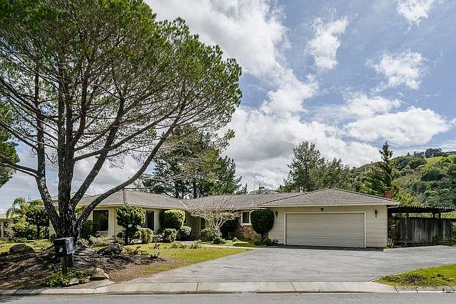 1st image of 5 Lohoma Ct