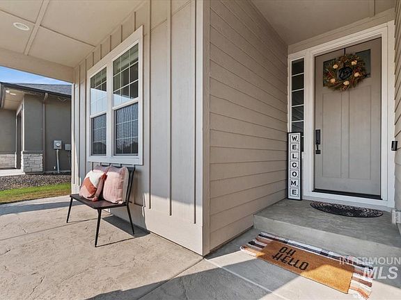 2nd image of 15243 Flora Springs Way