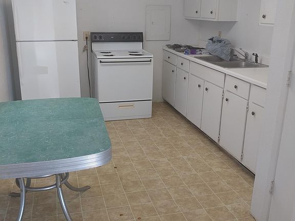 Nice size kitchen