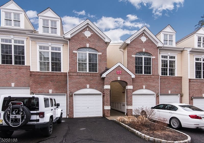 1st image of 12 Ashley Ct