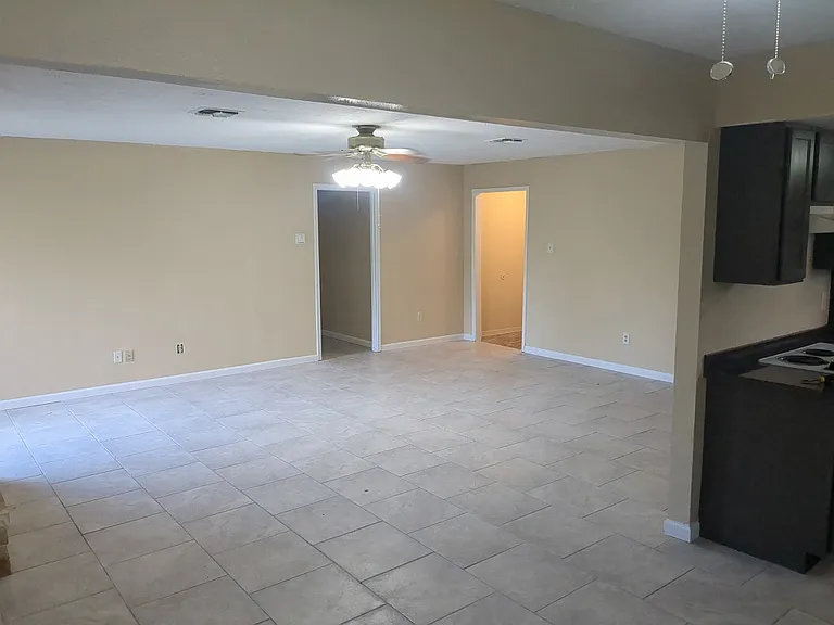 21711 Meadowhill Dr — Photo 13