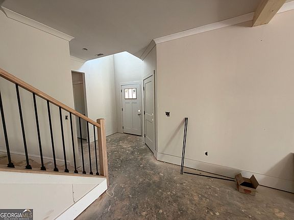 5th image of 126 Holders Siding Rd