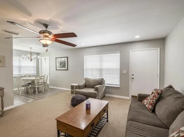 2929 SE Ocean Blvd, Stuart, FL