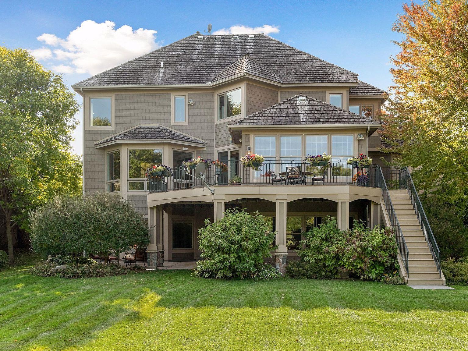 18374 Bearpath Trl, Eden Prairie, MN 55347 Zillow