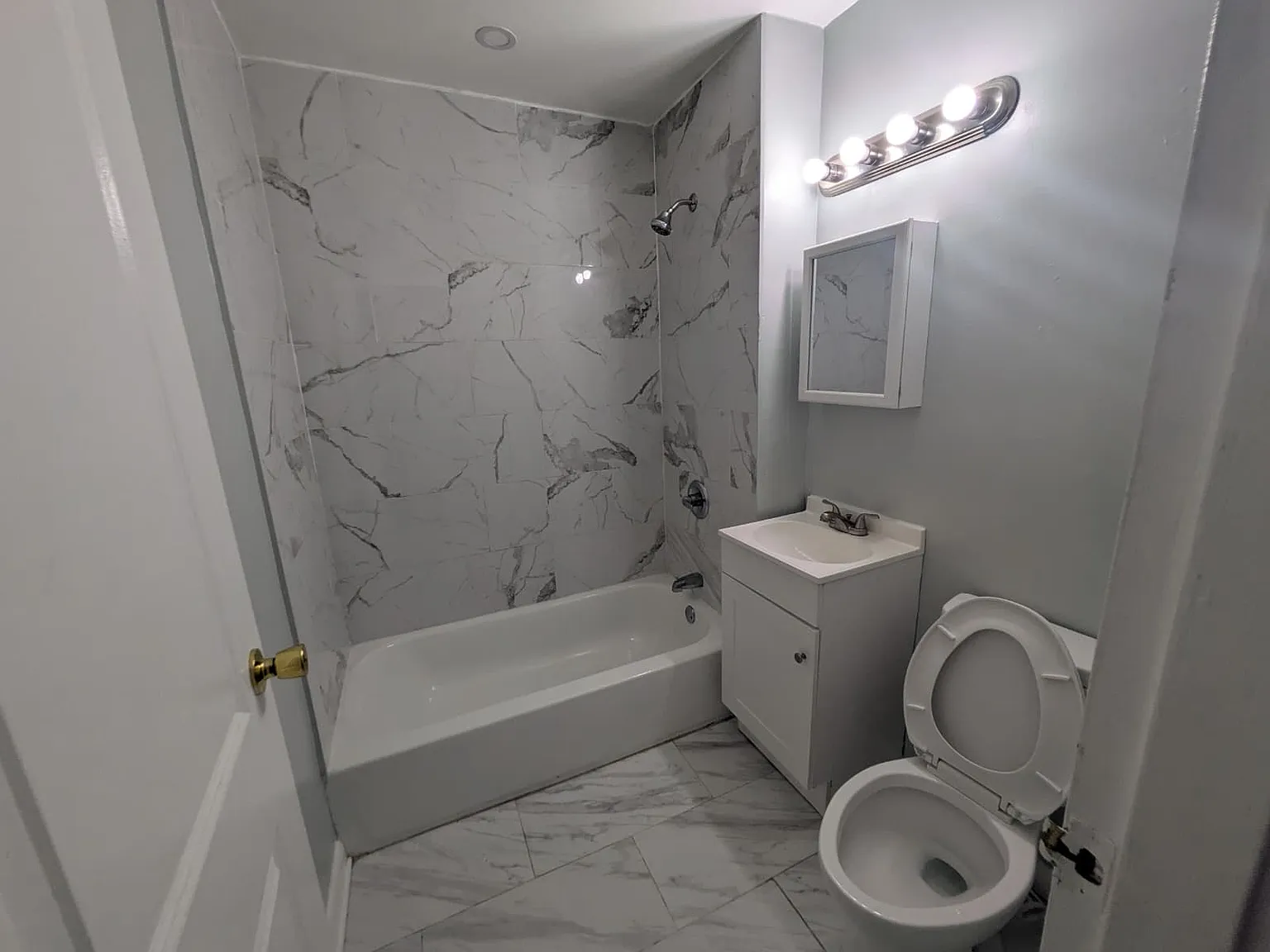 2 bed, $1,750 — Photo 3