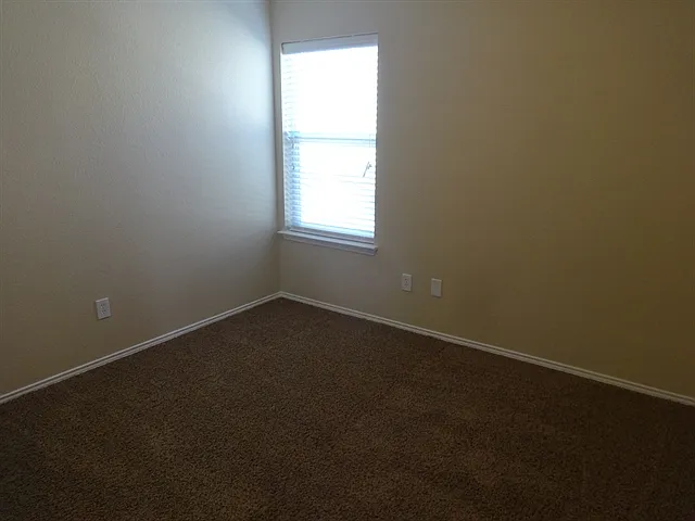 616 Bent Oak Dr — Photo 15