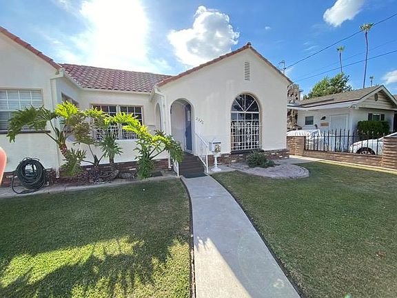 3rd image of 3526 Lifur Ave