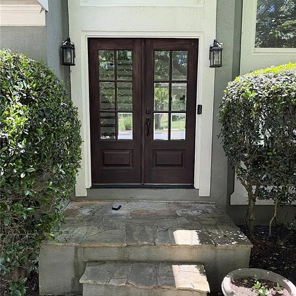 360 Landing Entry — Photo 1