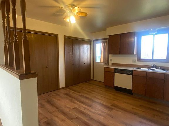 3rd image of 2037 35th Ave Unit 1