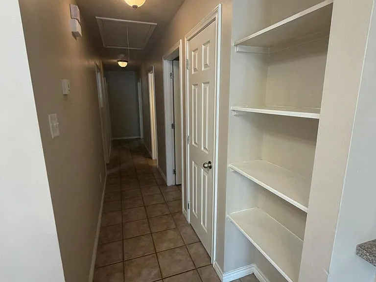 1437 Western Oaks Ct — Photo 8