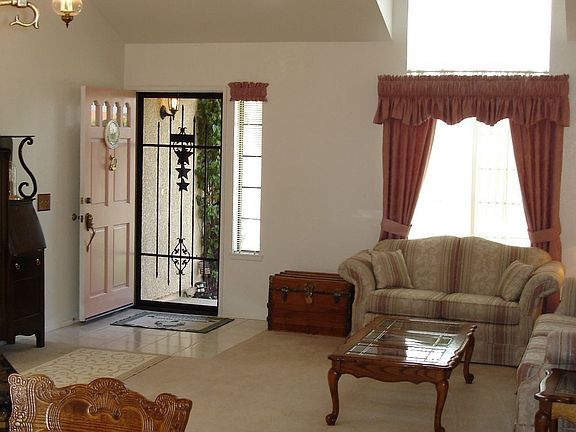 Living Room with vaulted ceilings