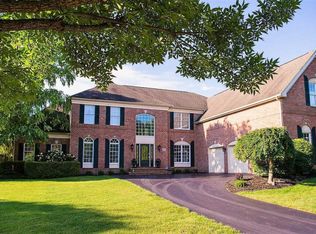 4887 Gillingham Way, Dublin, OH 43017