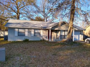 102 Westgate Cir, Saint Marys, GA 31558