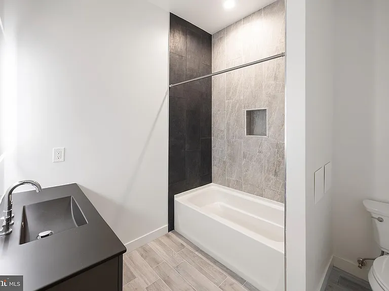 2037 McCulloh St #3 — Photo 15
