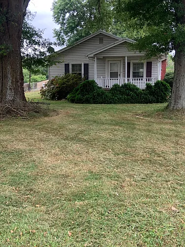 101 Gaither Rd Photo 1