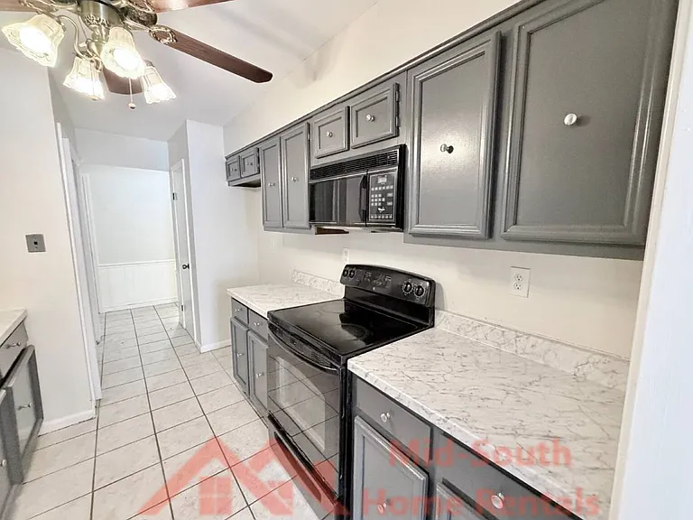 2373 W Monica Dr — Photo 9