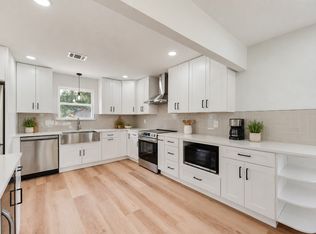 3815 Harlingen St, Dallas, TX 75212
