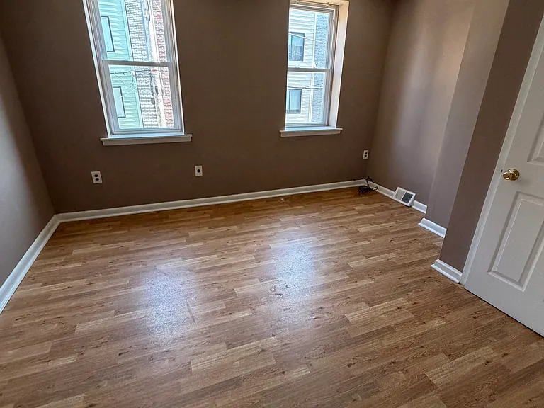 2538 Manton St — Photo 6