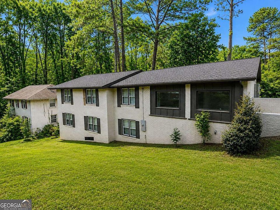 1st image of 2851 Headland Dr