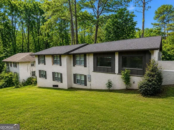 2851 Headland Dr, East Pt, GA 30344