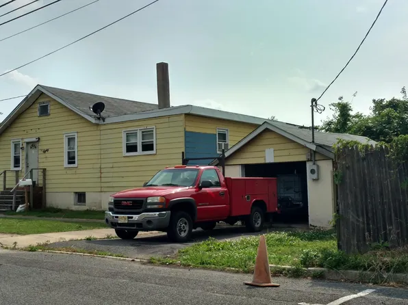 80 Coolidge Ave, Bellmawr, NJ 08031