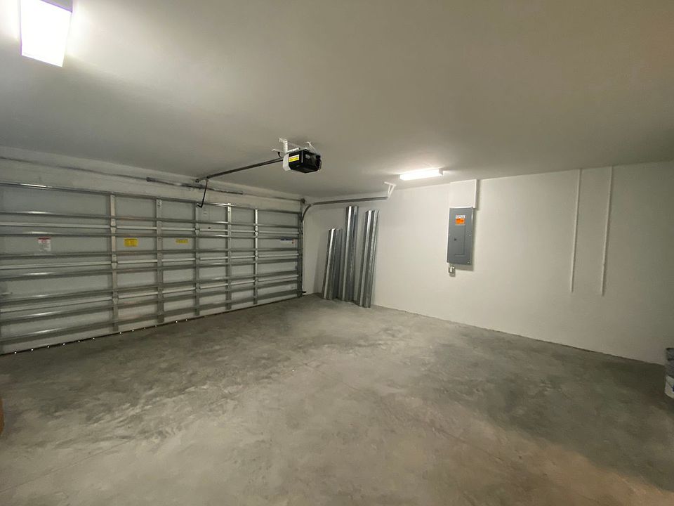 1st image of 3019 SW 4th Ave
